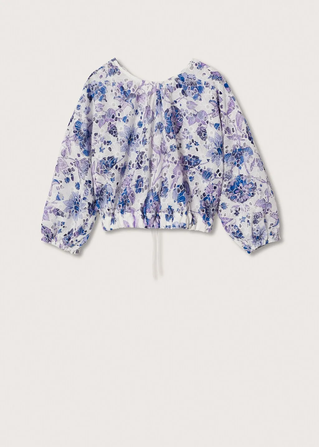 Blusa dettagli traforati