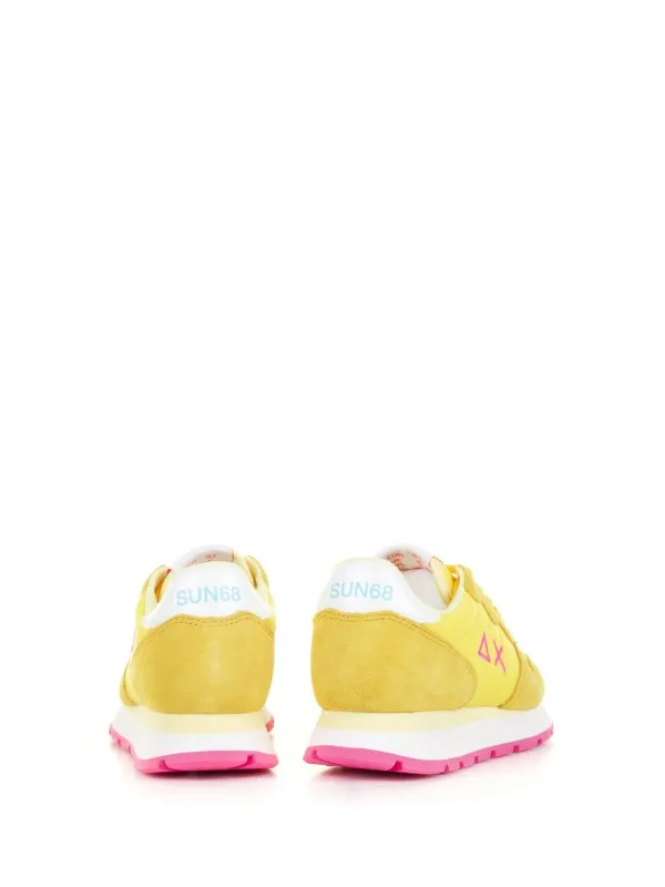 Yellow Ally Solid sneaker in nylon